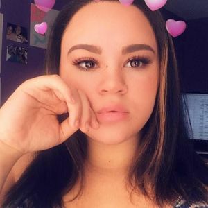 Meet your Posher, Katelyn